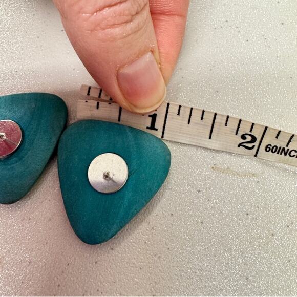 Vintage Blue Green Painted Wood Triangle Earrings Womens 1980s Funky Artsy - Picture 5 of 7